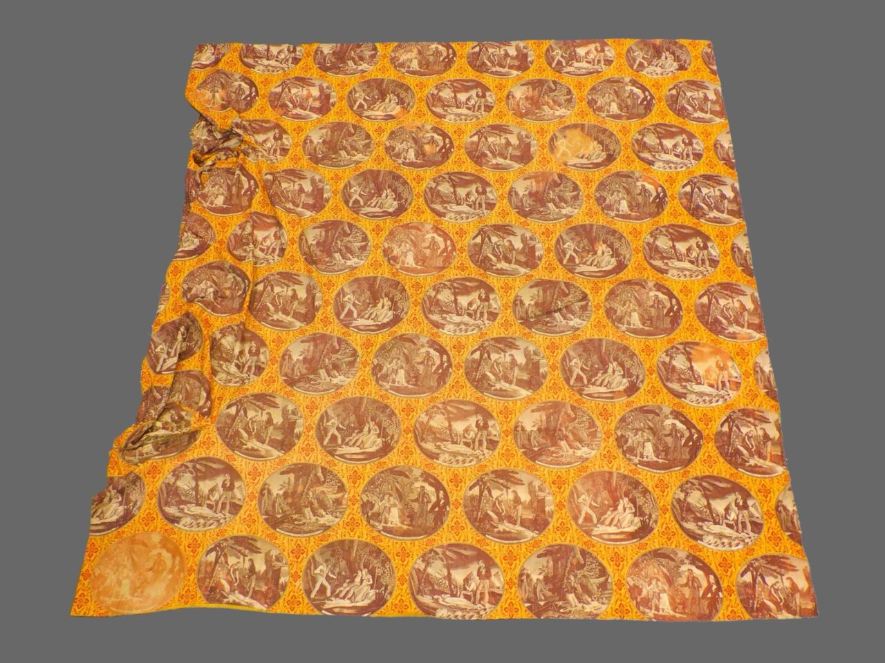 Early 19th Century Fitted Chintz Quilt with Scenes of Virginia