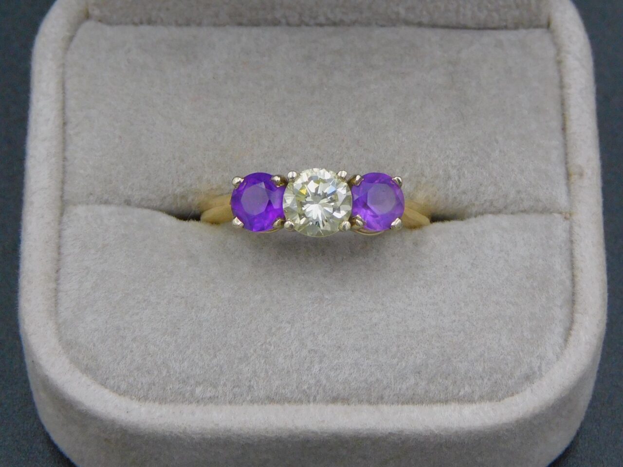 Diamond and Amethyst Ladies Ring by Unknown Artist. 20th century. 14kt gold