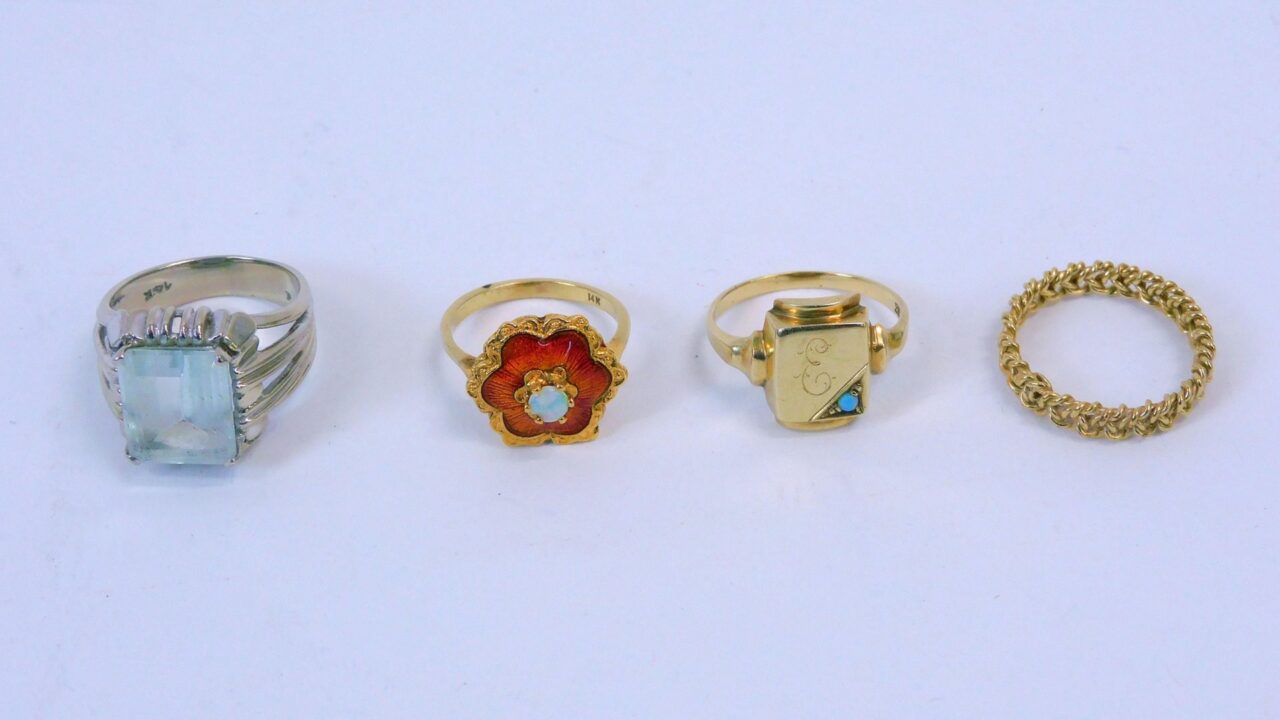 (4) Gold Rings by Various Artists. 20th Century. Assorted styles and sizes