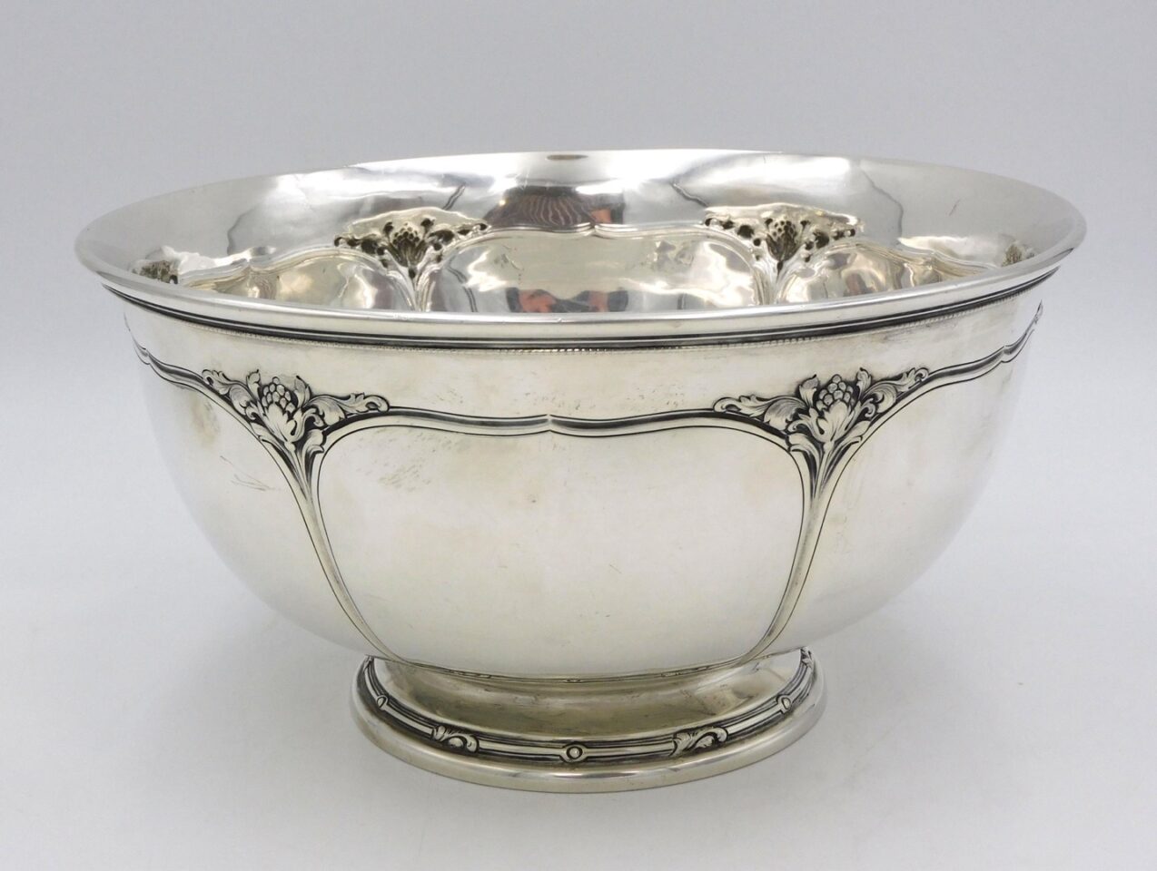 Herbert A. Taylor Sterling Silver Berry Bowl. Early 20th century. Arts and Crafts style