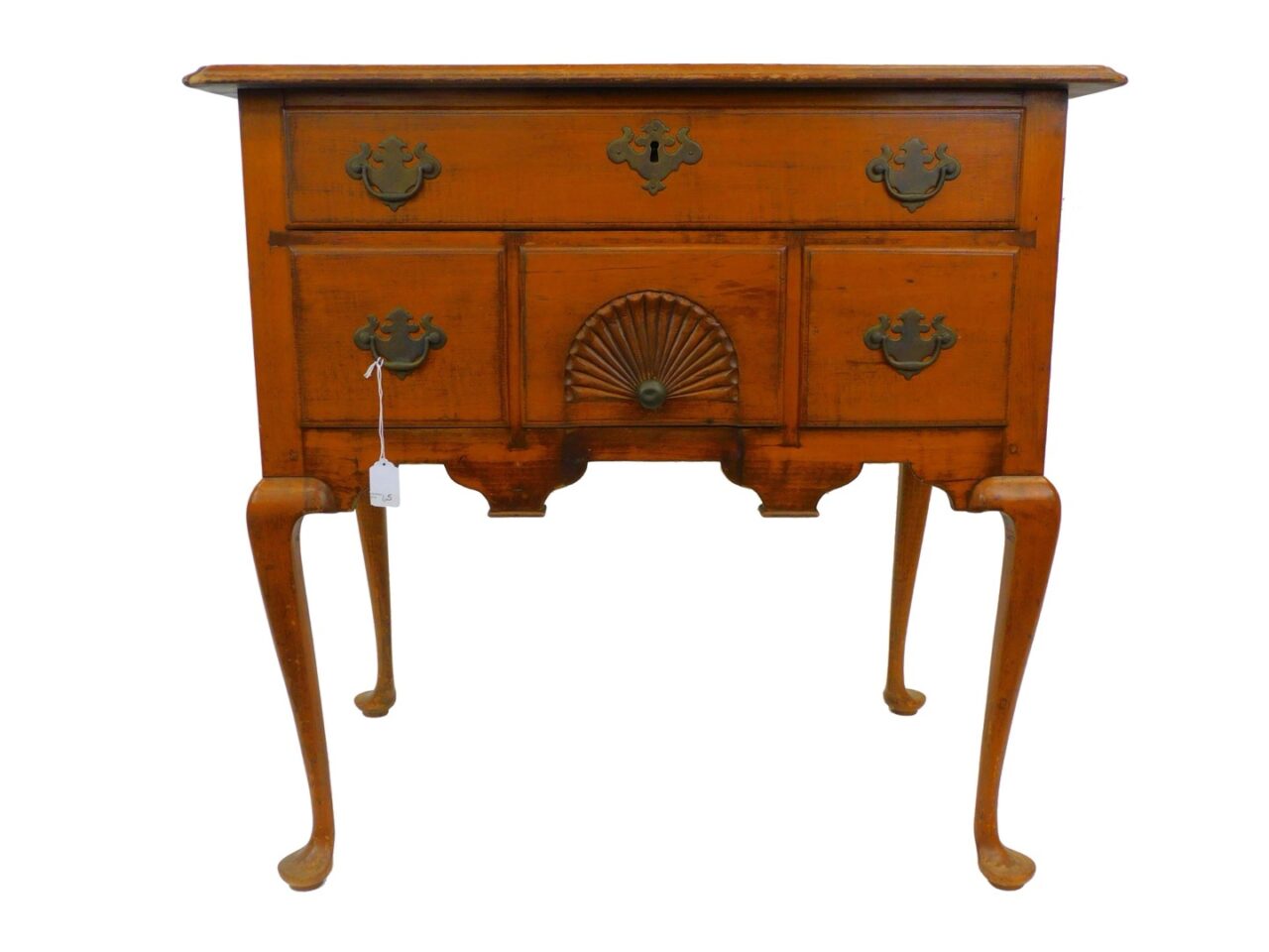 Late 19th-century Cherry Lowboy in Connecticut Style by Queen Anne. Fan-carved drawer