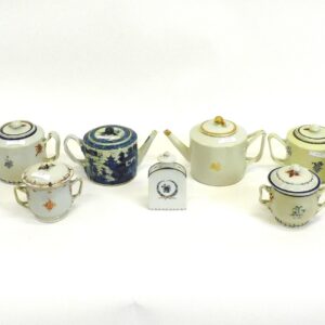 Chinese Export Porcelain Collection by Unknown Artist