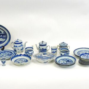 Chinese Canton Porcelain Collection by Unknown Artist. 19th Century. 34 Pieces Including Plates