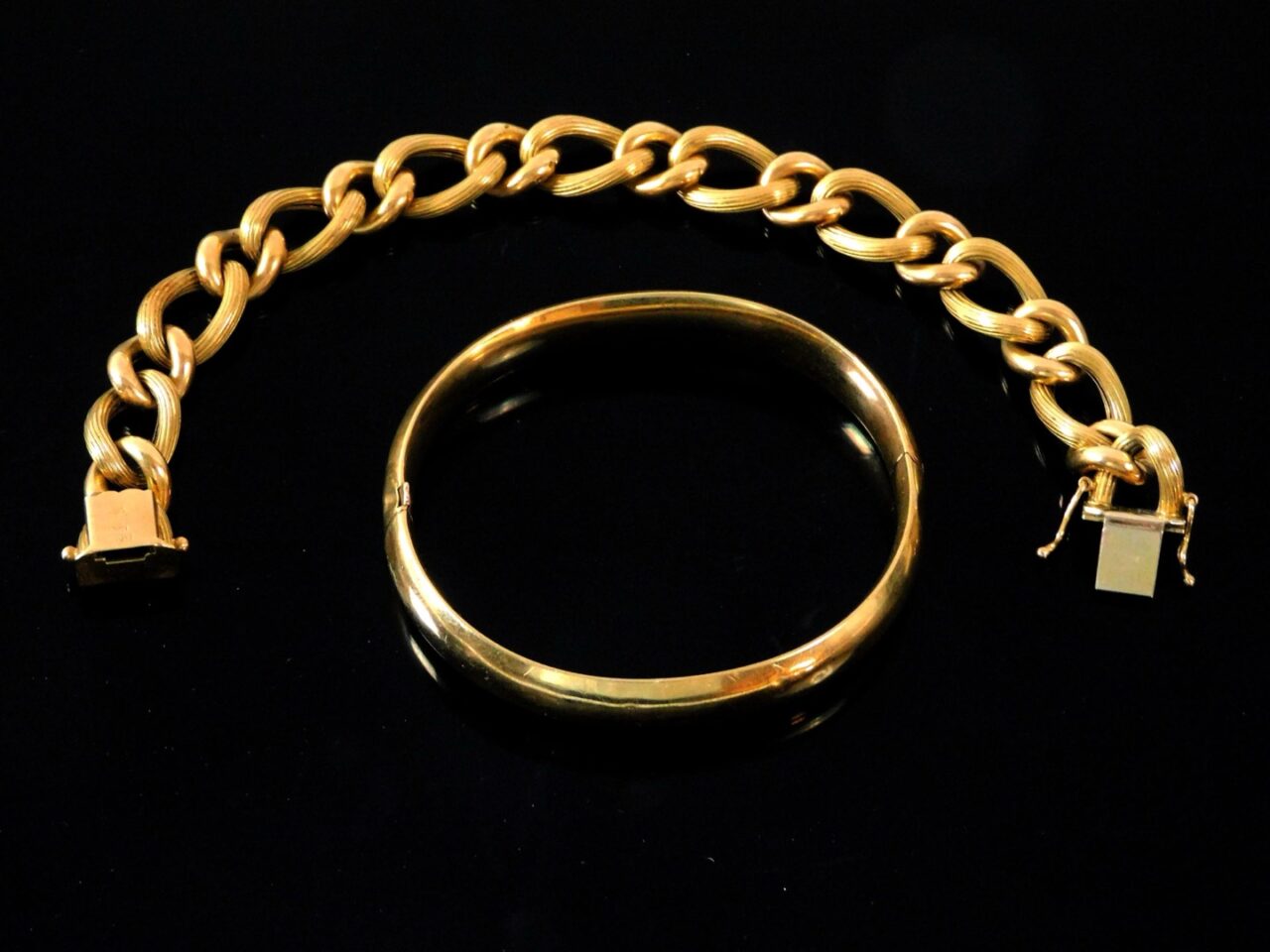 Pair of 14K Yellow Gold Link Style Bracelets