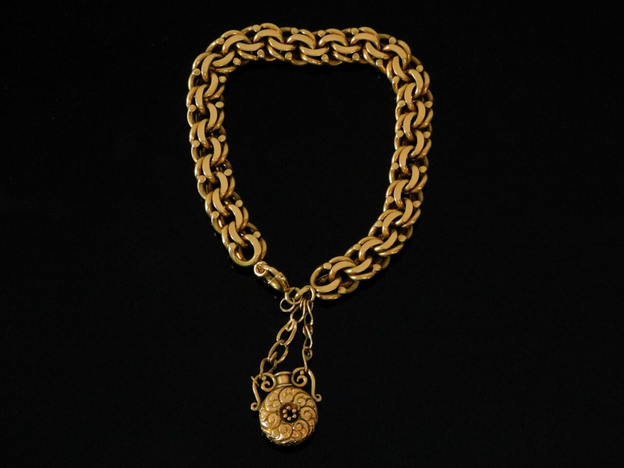 14K Gold Link Style Bracelet by Unknown Artist