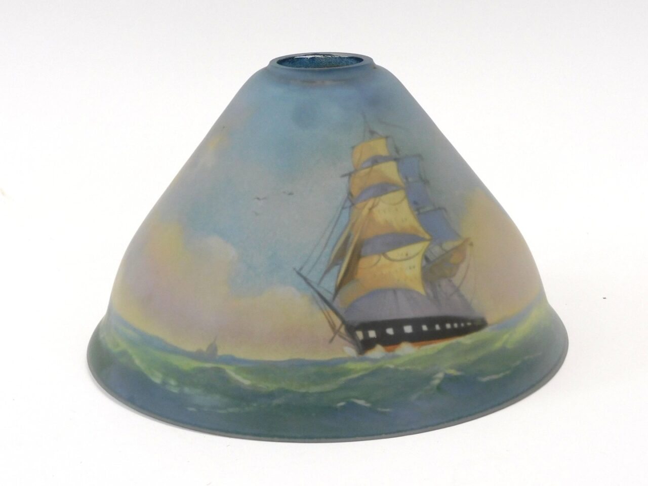 Pairpoint Reverse Painted Clipper Ships Boudoir Lamp