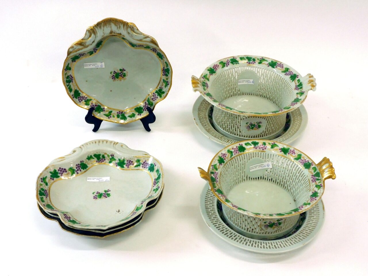 (8) Chinese Export Porcelain Pieces