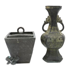 Chinese Han-Style Archaic Bronze Vase