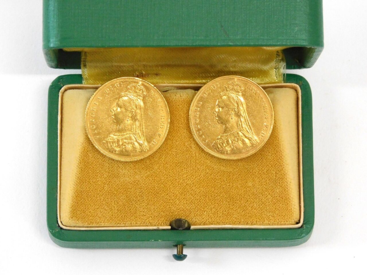 Pair of Queen Victoria 1887 Gold Sovereign Coins Cufflinks with 18K Gold Mounts - 15.1 dwt.