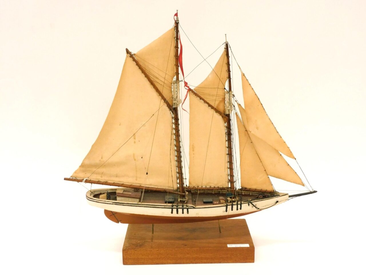 Edna Grand Banks Schooner Wooden Ship Model