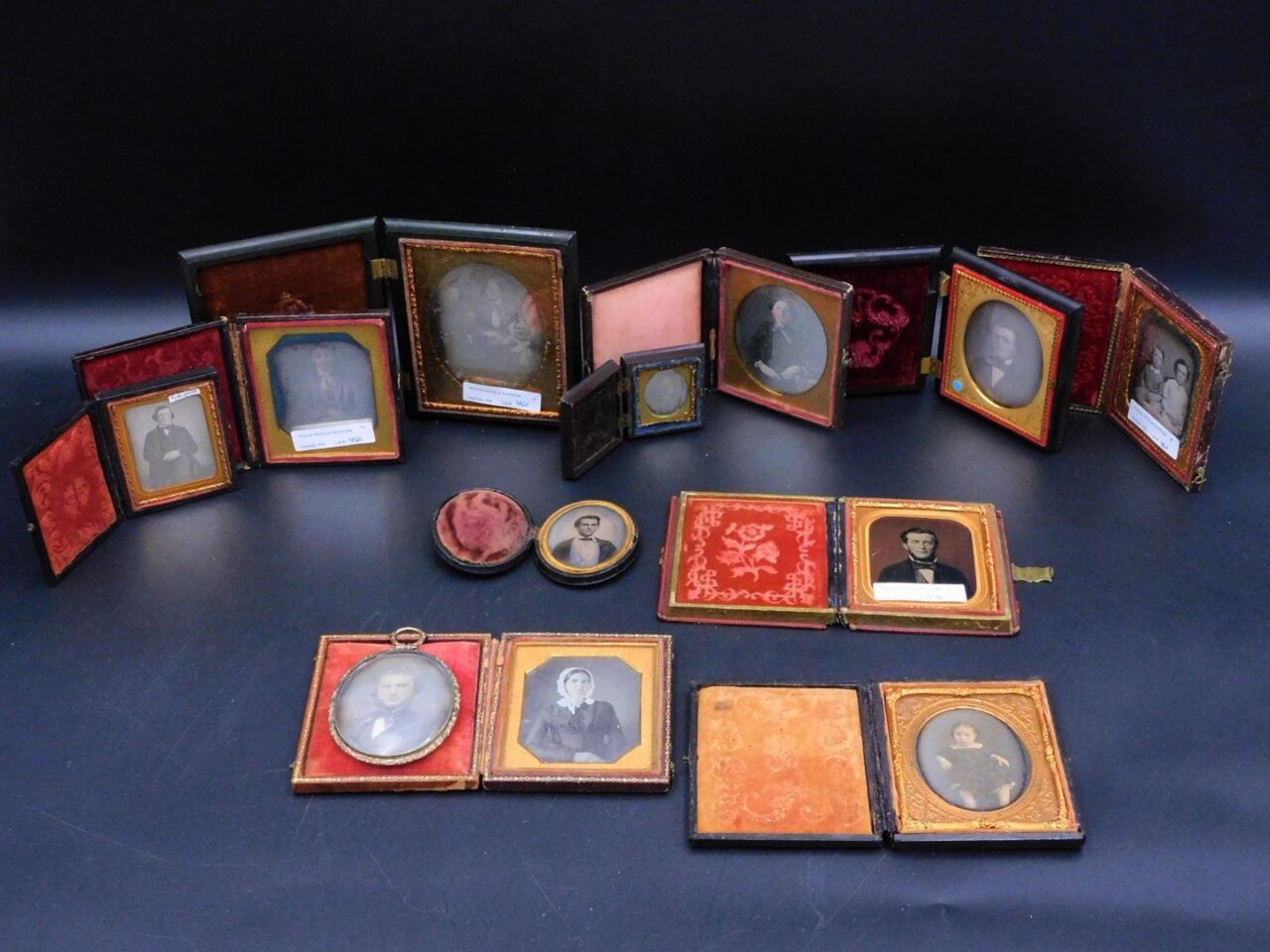 Antique Daguerreotype Photo Images in Cases